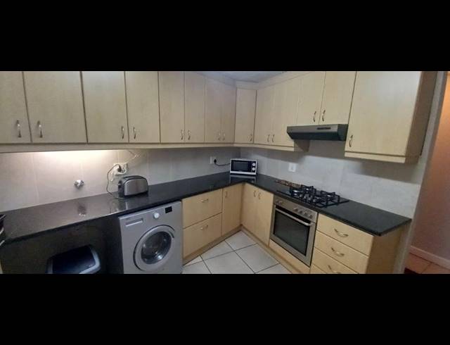 2 BEDROOM APARTMENT RENTED IN HUMEWOOD